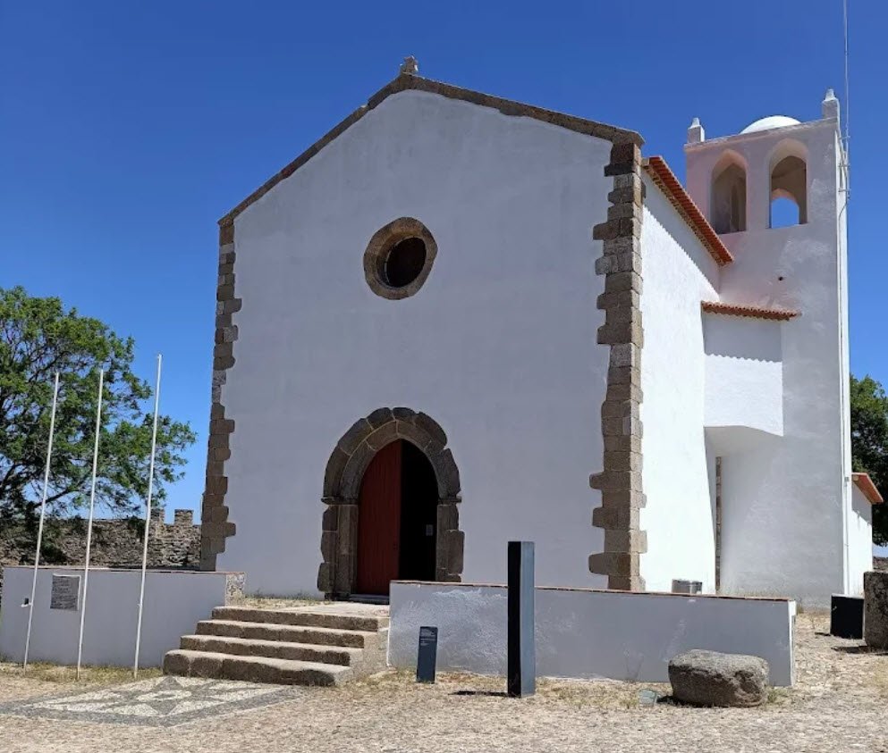 Panteão dos Almeida, Portugal